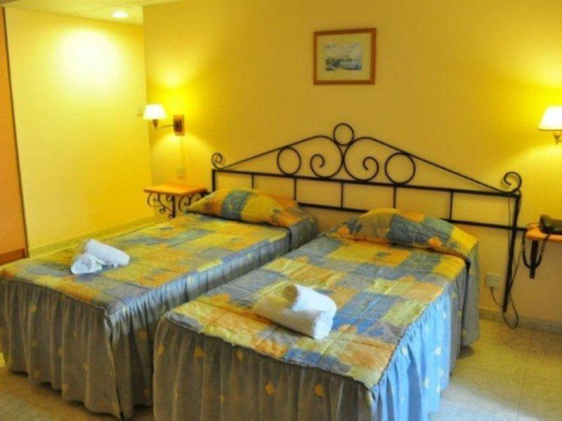 Porto Azzurro Aparthotel San Pawl il-Baħar Extérieur photo